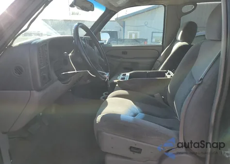 2005 Chevrolet Avalanche K1500 from USA, damaged, VIN 3GNEK12Z95G246010